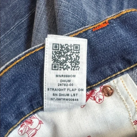True Religion Men’s Straight Leg Jeans Dark Wash Classic Stitching 36 Inseam 31” - Picture 7 of 10
